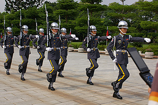 忠烈祠の衛兵交代